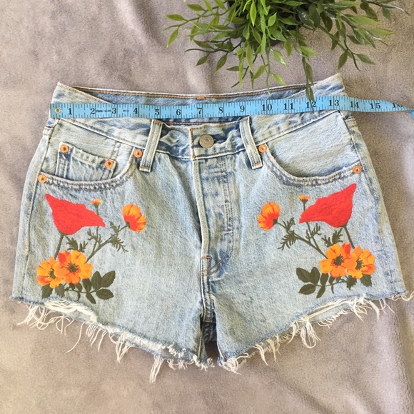 π S O L D π Leviβs 501 shorts - Picture 8 of 10